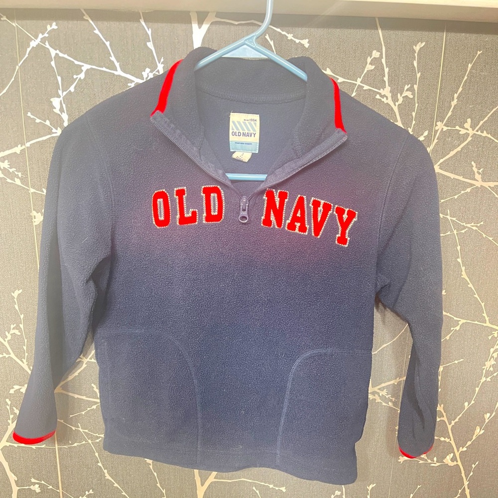 Old Navy 3/4 zip up size small(6) boys navy blue/red